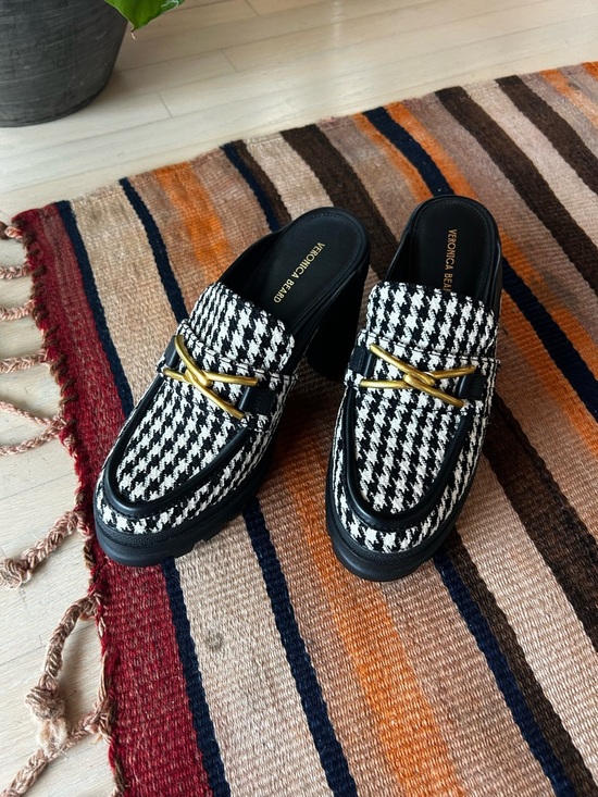 Veronica Beard Shoes - NWT Veronica Beard Wynter Houndstooth Heeled Mule Loafers